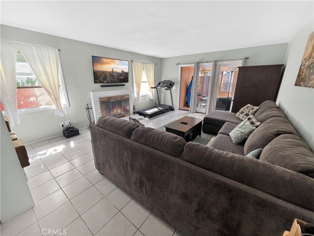503 Traverse, Costa Mesa CA 92626 - Photo 6