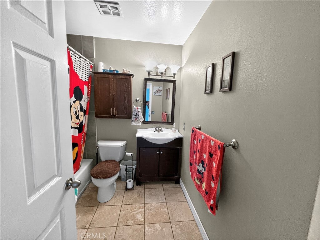 503 Traverse, Costa Mesa CA 92626 - Photo 15