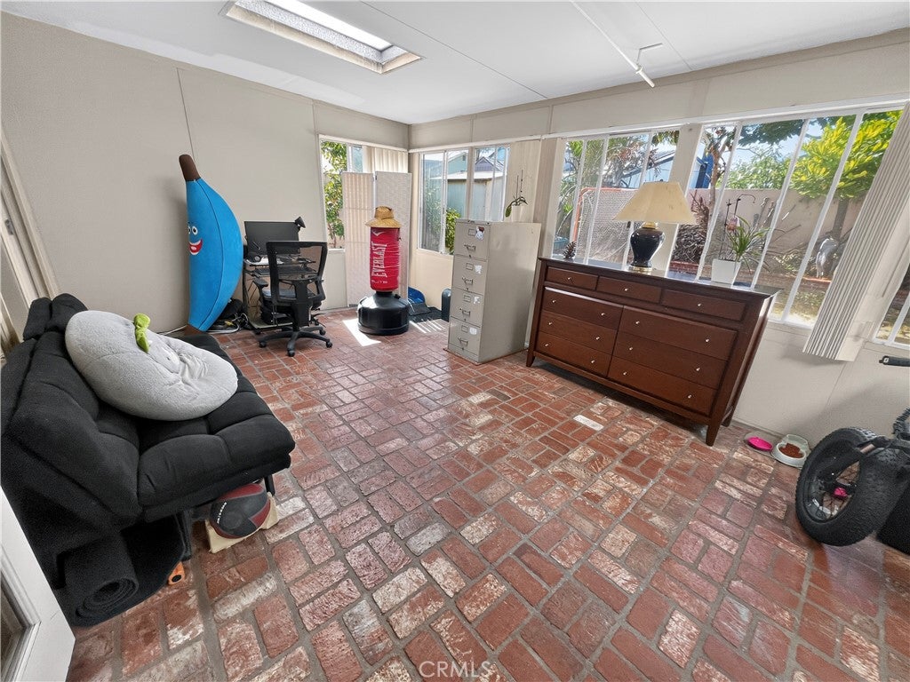 503 Traverse, Costa Mesa CA 92626 - Photo 9