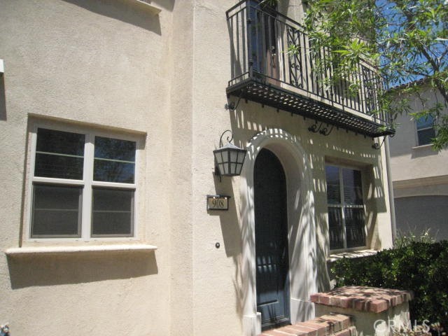 908 Grove Court