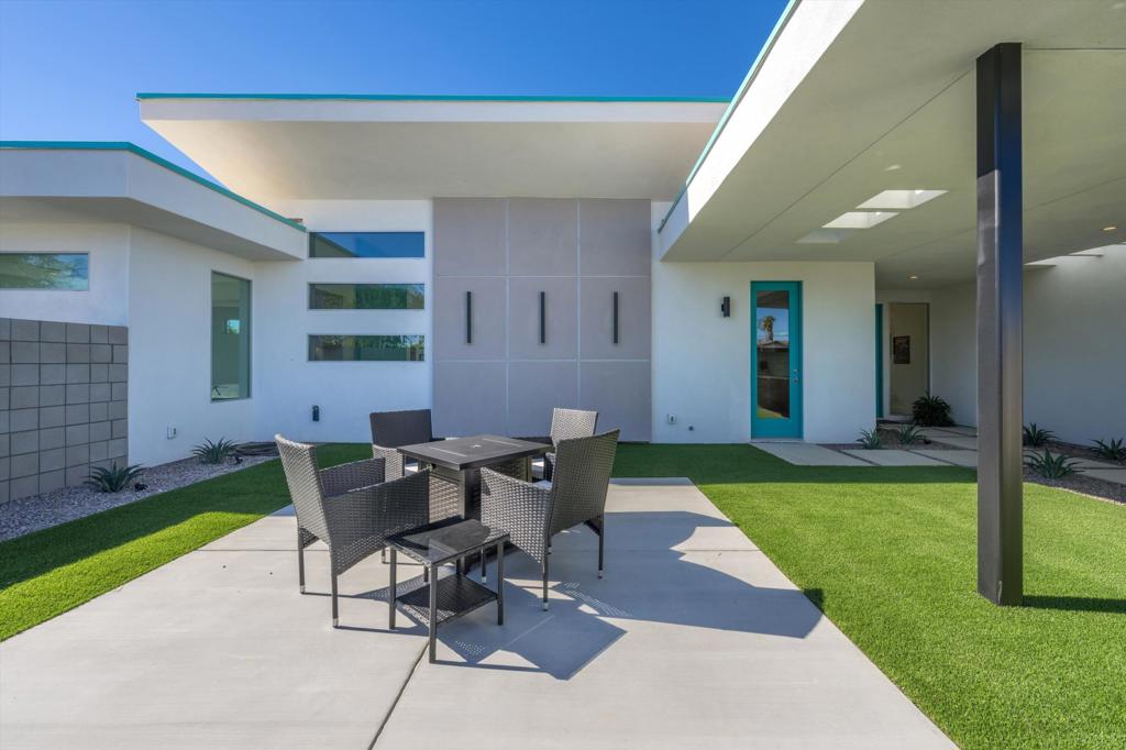 2705 N Biskra Road