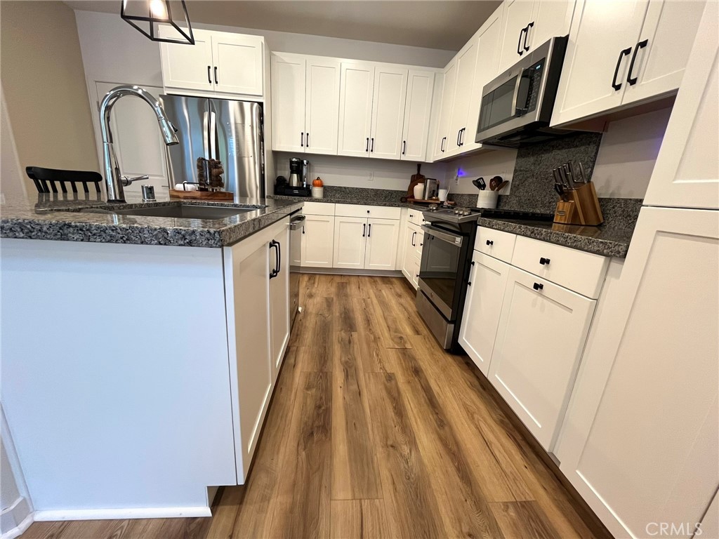 Bedford Canyon - Residential