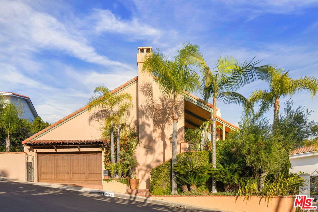 1888 N Crescent Heights Boulevard