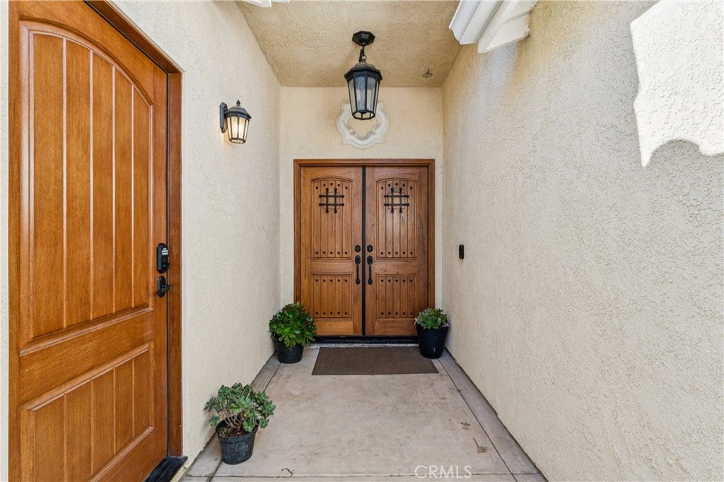 6763 Ridgeside Drive