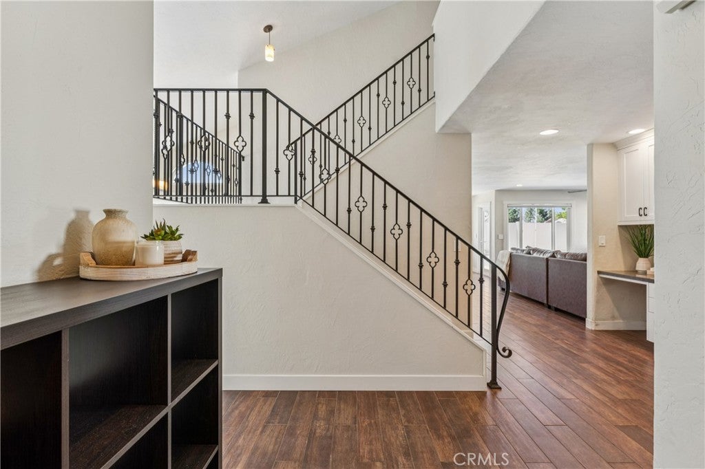6763 Ridgeside Drive