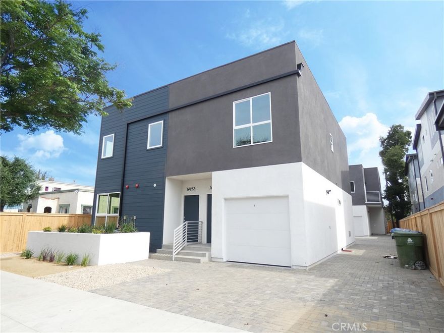 Move-in incentive of 2 weeks free on approved credit! Listing Price of $3,254.00 takes into account the 2 weeks move-in credit. Lease Price is $3,395.00.



Stunning 3 bed/ 2 bath apartment right near the heart of Sherman Oaks! In a quiet residential neighborhood, this townhouse is completely desirable not just from the outside, but the inside too! This incredible unit has much to offer with 1,382 sqft, high ceilings and updated, modern amenities! With an open floor-plan, the kitchen and living room are flooded with bright, white, natural light! Enjoy your morning cup while sitting on the spacious patio! All rooms are conveniently located on one floor with a bathroom in the master bedroom and all other rooms adjacent to each other. Full HVAC, washer, dryer, and two exterior spots for parking! There’s also a local police station nearby and it is a short drive from the infamous Ventura Blvd. Places locals enjoy nearby are: Nat’s Early Bite, Van Nuys/Sherman Oaks Park, Sherman Oaks Galleria, Costco, and Ralphs!