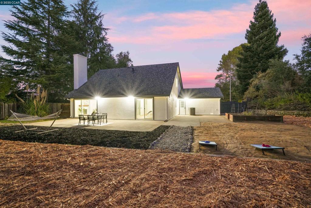 BOLLINGER HILLS - Residential