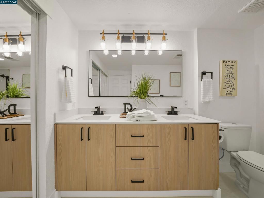 BOLLINGER HILLS - Residential