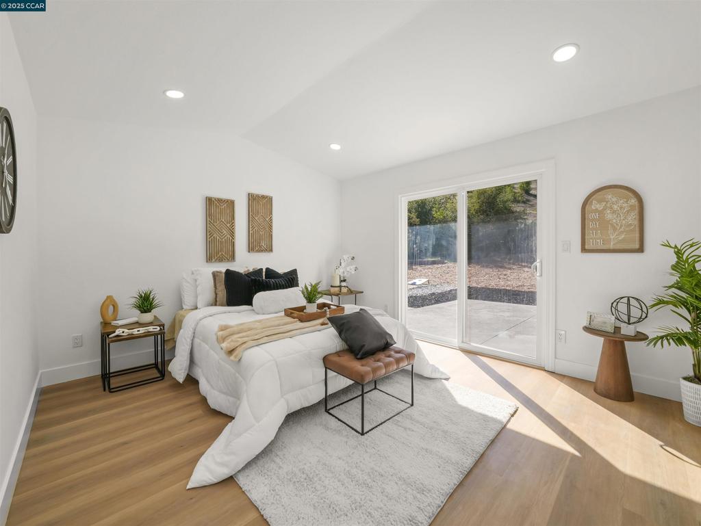 BOLLINGER HILLS - Residential