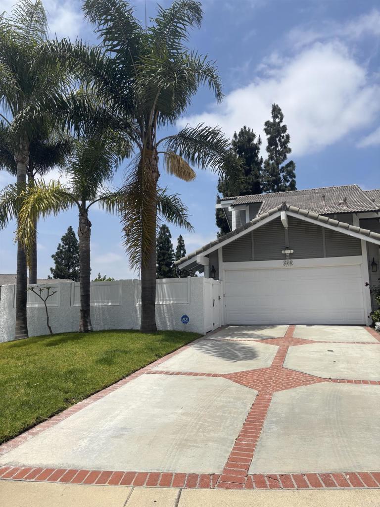 6098 E Silverspur Trail