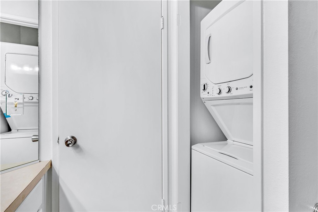 Vista Pacifica (VP) - Residential