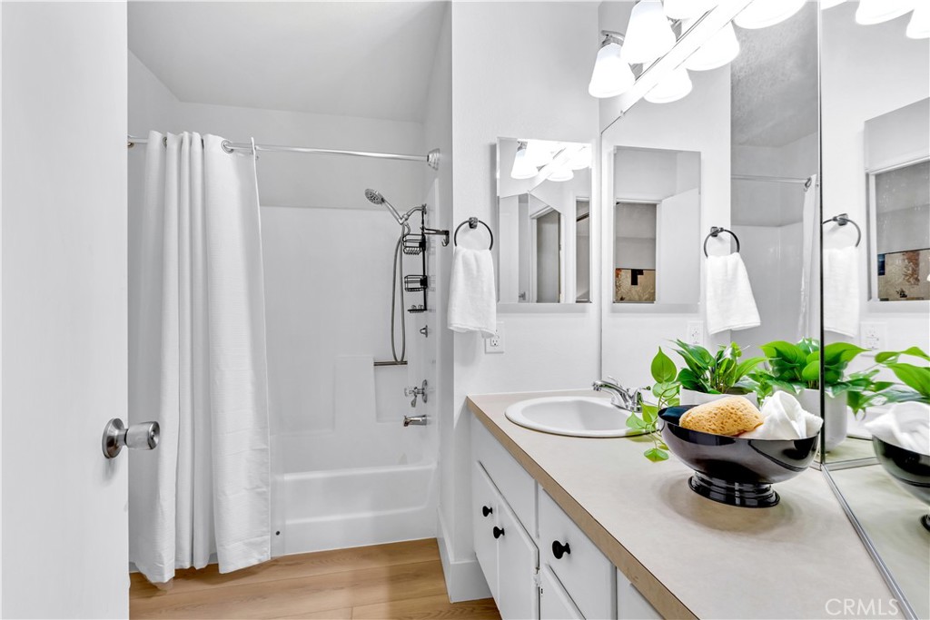 Vista Pacifica (VP) - Residential