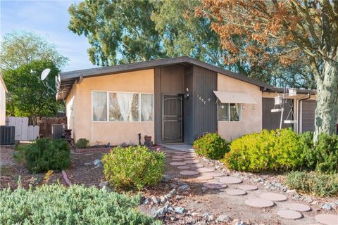 Photo of 1607 Westfield Rd, Paso Robles, CA 93446 (MLS # NS25278780)