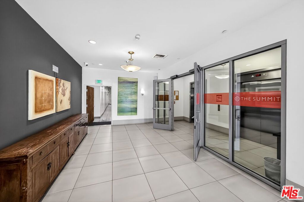 Photo of 3223 W 6th Street #305, Los Angeles, CA 90020 (MLS # 26664833)