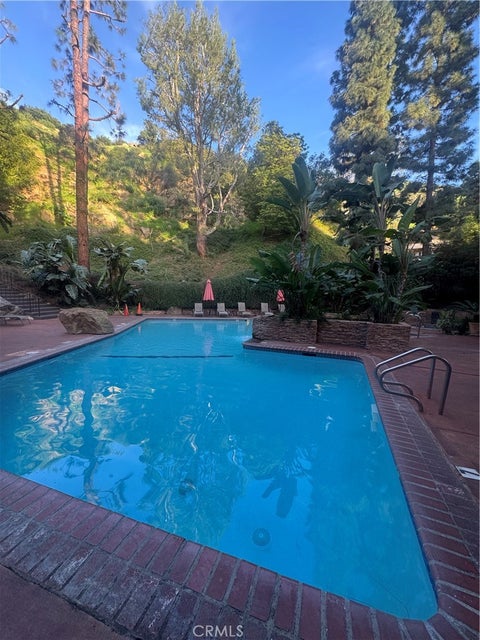 Photo of 2700 Cahuenga Boulevard E #4223, Los Angeles, CA 90068 (MLS # DW26102902)