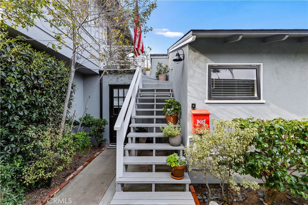 304 Dahlia Place