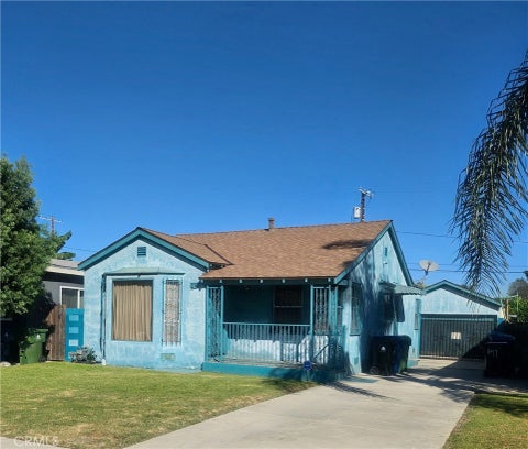 Photo of 843 E 94th Street, Los Angeles, CA 90002 (MLS # RS26234097)