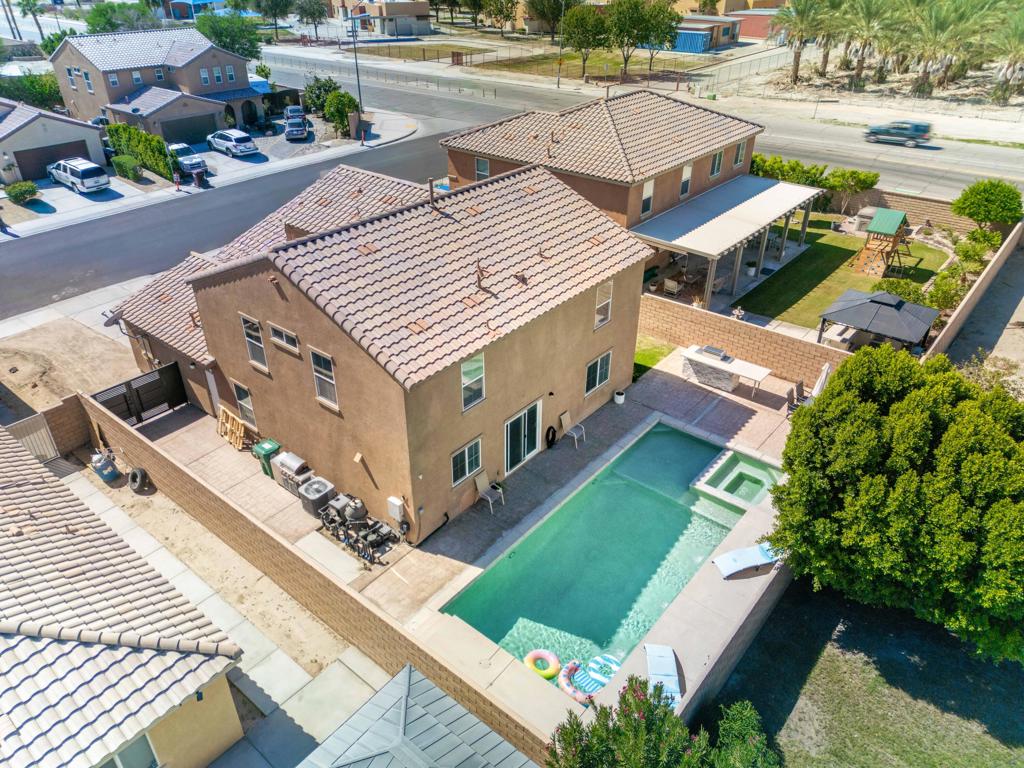 Aventine - Residential