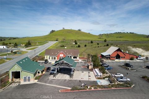 Tiny photo for 5109 Bluebird Lane, Paso Robles, CA 93446 (MLS # NS26083900)