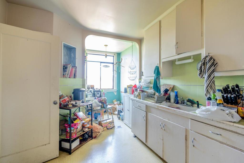 444 Ellington Avenue