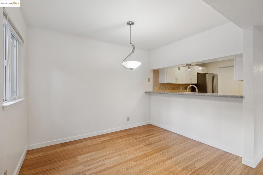 OAKLAND HILLS - Residential