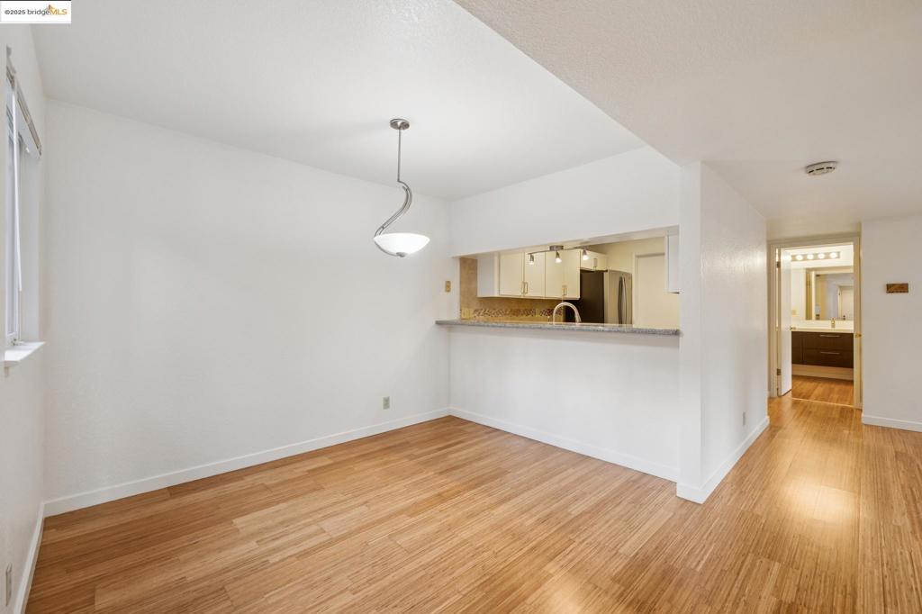 OAKLAND HILLS - Residential