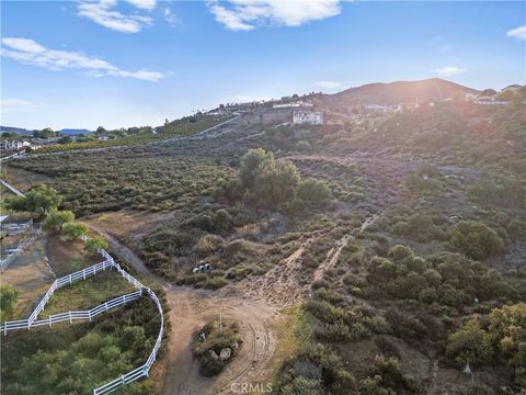 21903 Los Robles Road Murrieta CA 92562