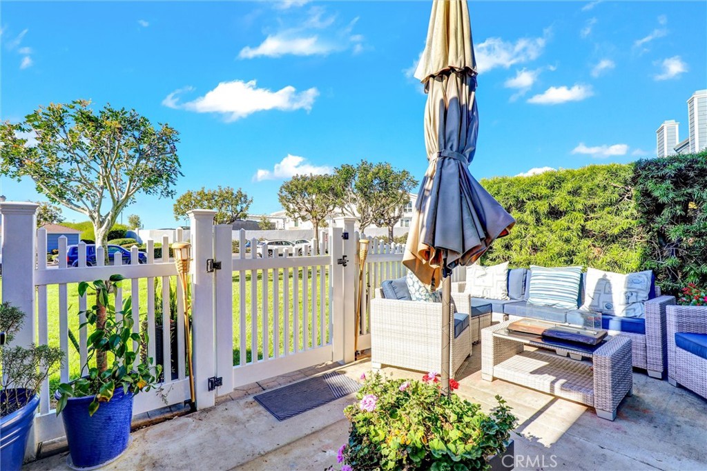 2176 Calle Ola Verde