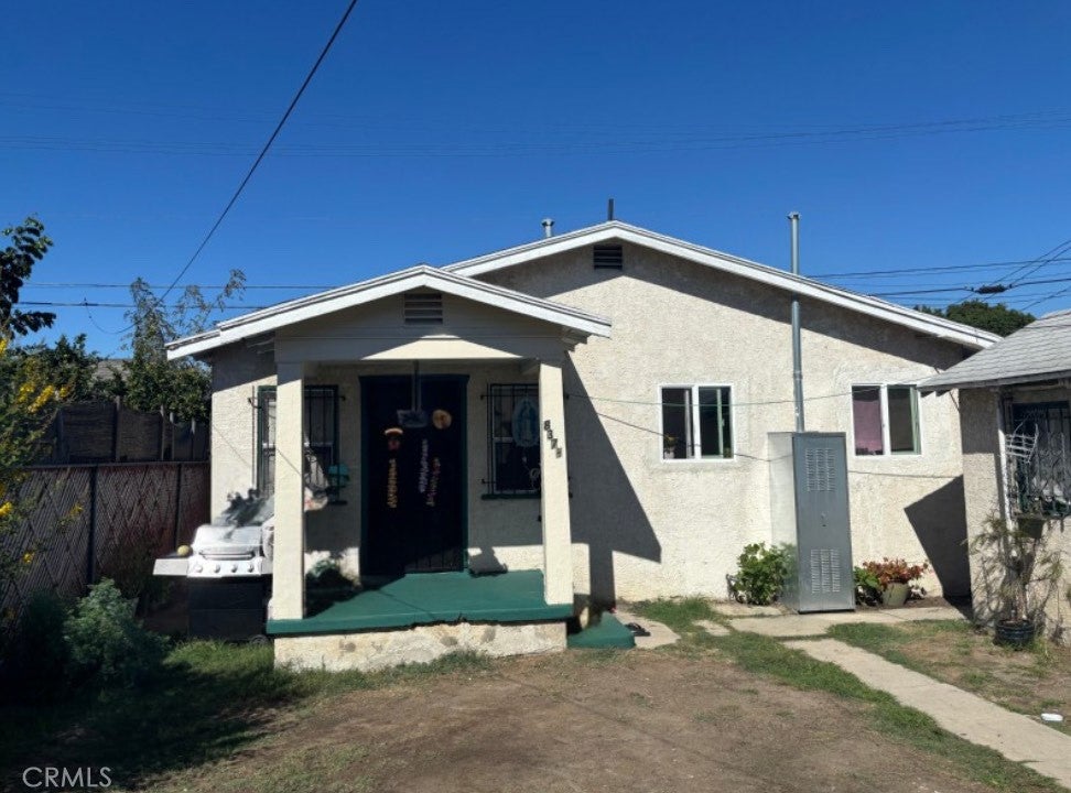 837 W Gage Avenue