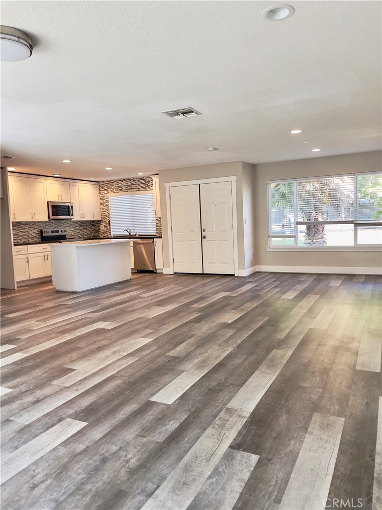 8317 Keyesport Way