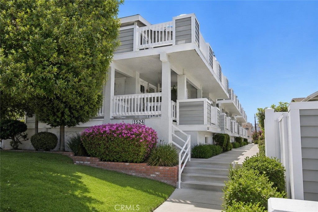 1534 Marcelina Avenue A, Torrance CA 90501