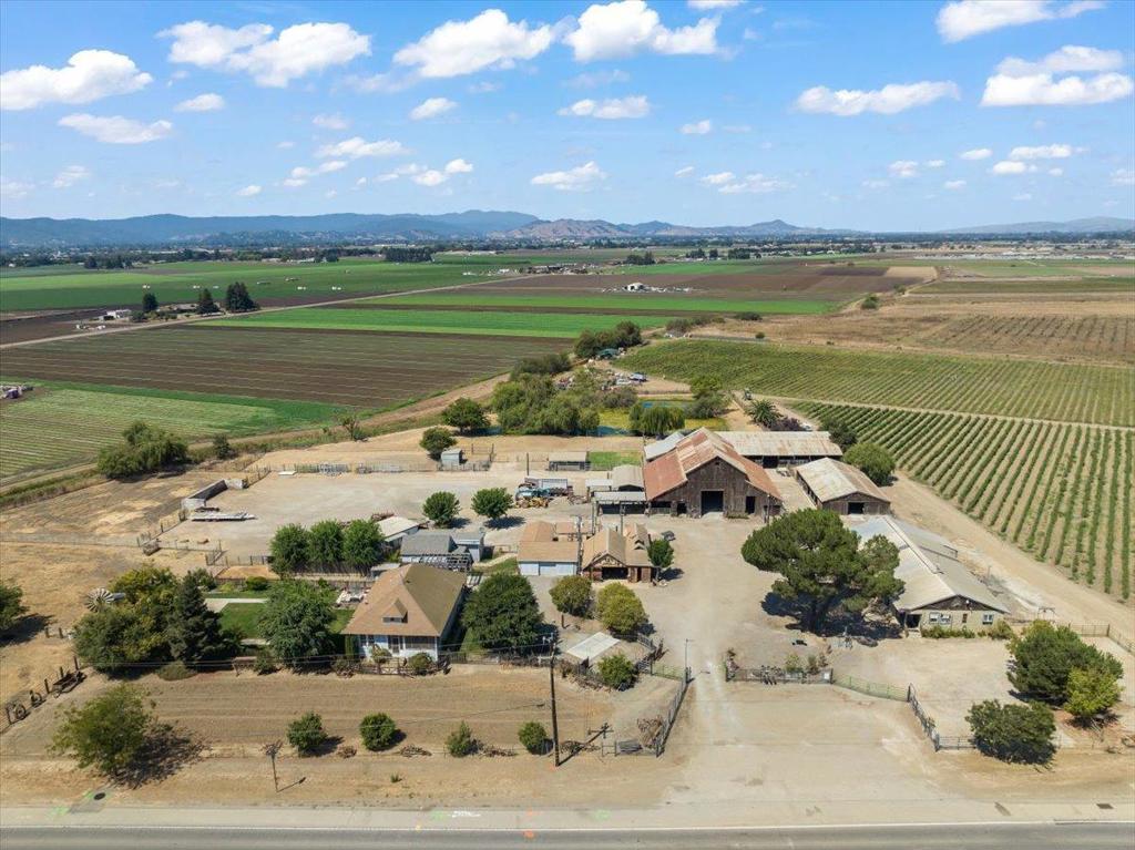 2675 Pacheco Pass Highway