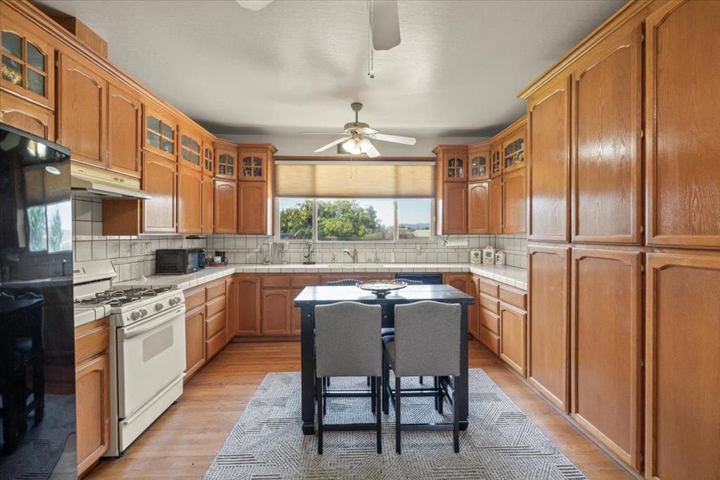 2675 Pacheco Pass Highway