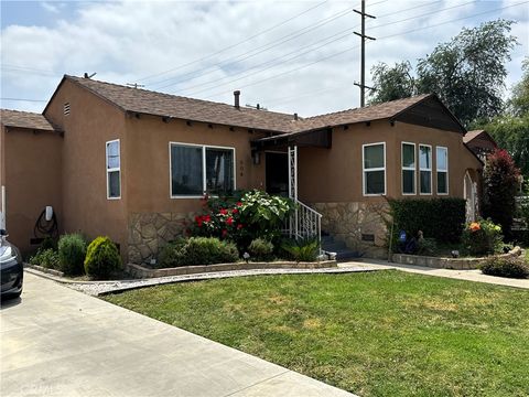 Photo of 806 E 91st St, Los Angeles, CA 90002 (MLS # SR25262117)