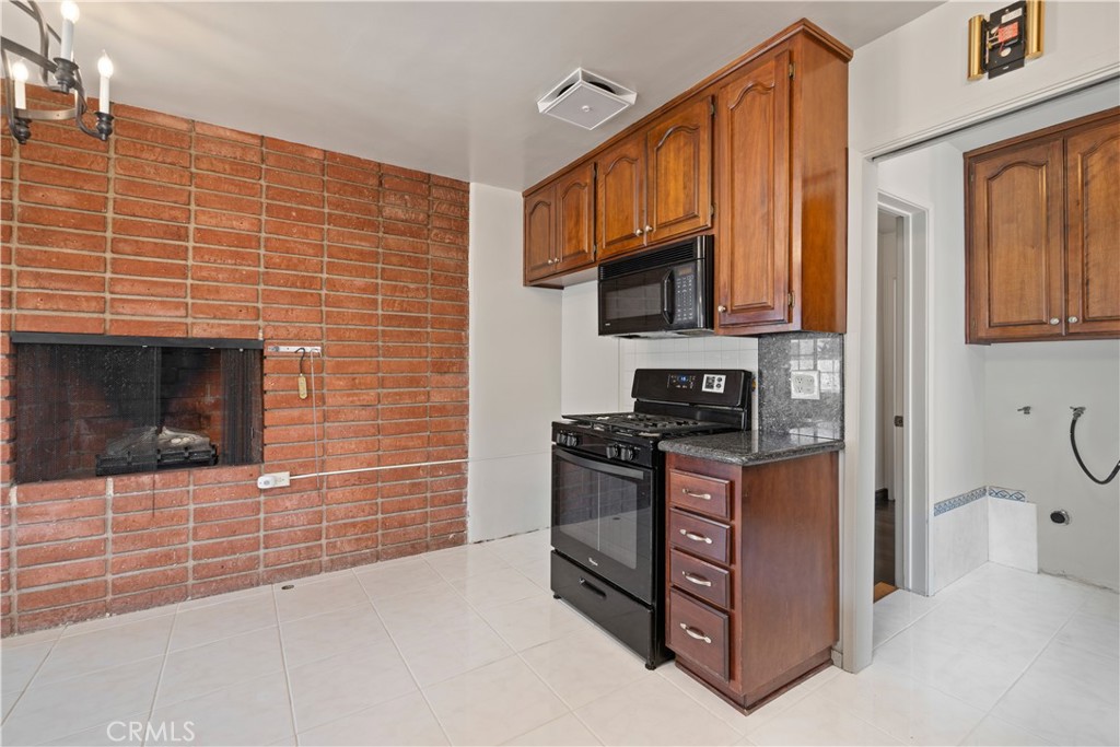 301 Dochan Circle