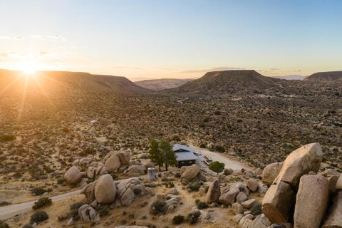 Tiny photo for 48362 Geronimo Trail, Yucca Valley, CA 92284 (MLS # 219154507DA)