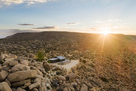 Tiny photo for 48362 Geronimo Trail, Yucca Valley, CA 92284 (MLS # 219154507DA)