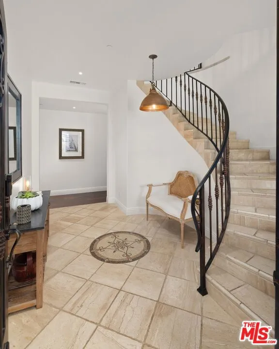 Santa Barbara, California 93108, United States, 4 Bedrooms Bedrooms, ,6 BathroomsBathrooms,Residential,Active,141179