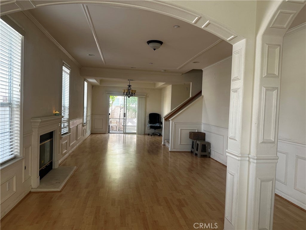 421 El Dorado St B