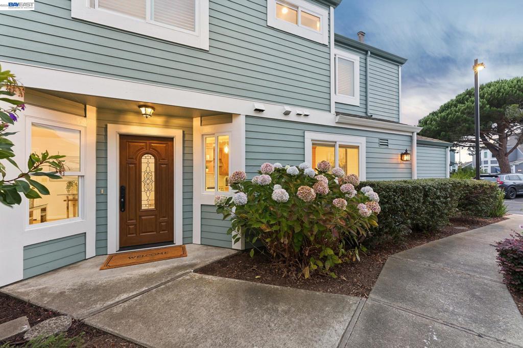 37 Oak Park Dr