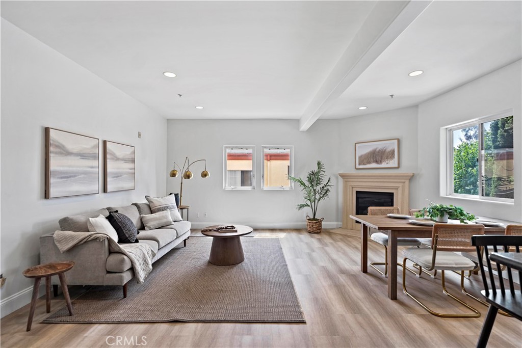 Welcome to this bright and well-maintained 2 bedroom, 2 bathroom condo located in a charming 5-unit building in the Beverlywood area, adjacent to Culver City. This unit features an open-concept living and dining area, in-unit washer/dryer hookups, and two tandem parking spaces with an electric car charger. Enjoy an abundance of natural light throughout the day and a layout that offers both comfort and functionality, with only 1 shared wall. Ideally situated less than 1 mile from the heart of Downtown Culver City, you’ll have easy access to a variety of new restaurants, shopping centers, and amenities. Commuters will appreciate the proximity to the 10 Freeway and the Metro E Line. Local favorites like Sprouts, In-N-Out, and Zooies are also just minutes away. A fantastic opportunity to own in a central and thriving neighborhood.