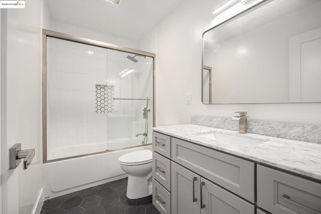 listing image 130723971346961363704