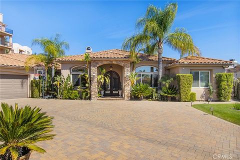 22928 San Joaquin E Canyon Lake CA 92587