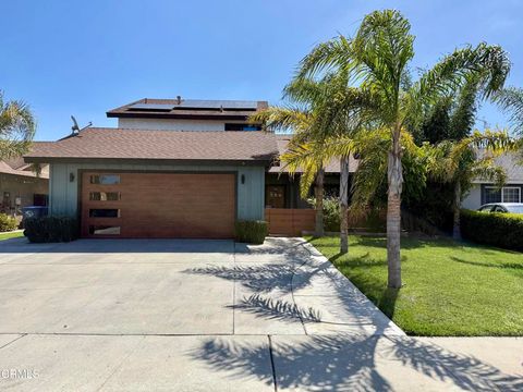 Photo of 1130 Bogota Court, Oxnard, CA 93035 (MLS # V1-36038)