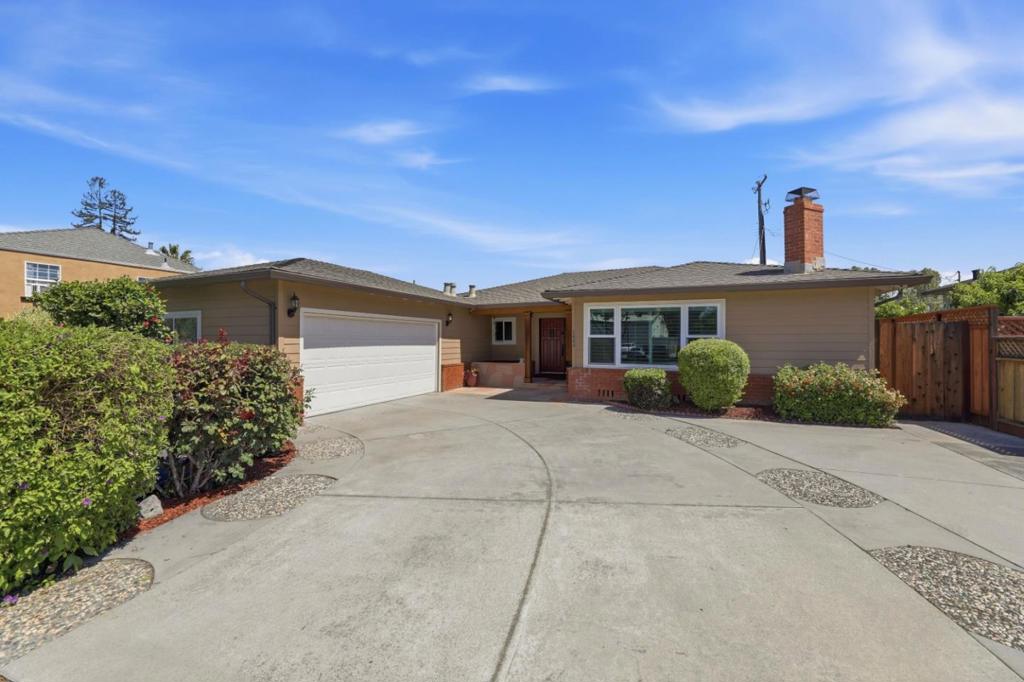 1484 Bird Avenue