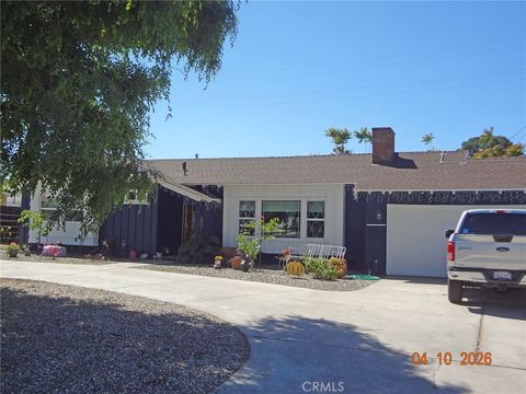 Photo of 41321 Merriwood Dr, Hemet, CA 92544 (MLS # SW26085287)