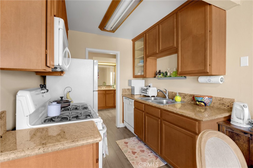 Creekside Village - Residential