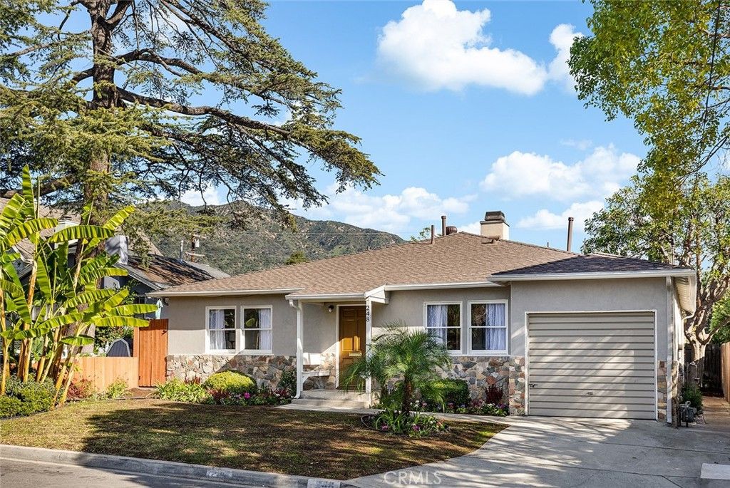 Photo of 248 Poppy Ave, Monrovia, CA 91016 (MLS # AR26007836)
