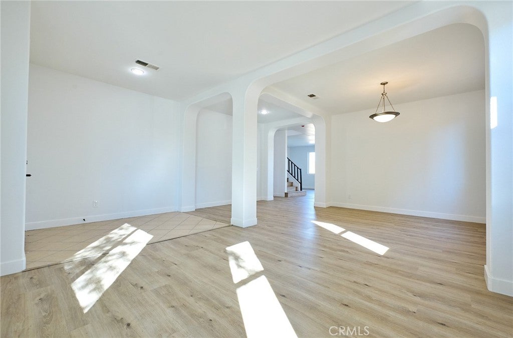 11778 Indian Hills