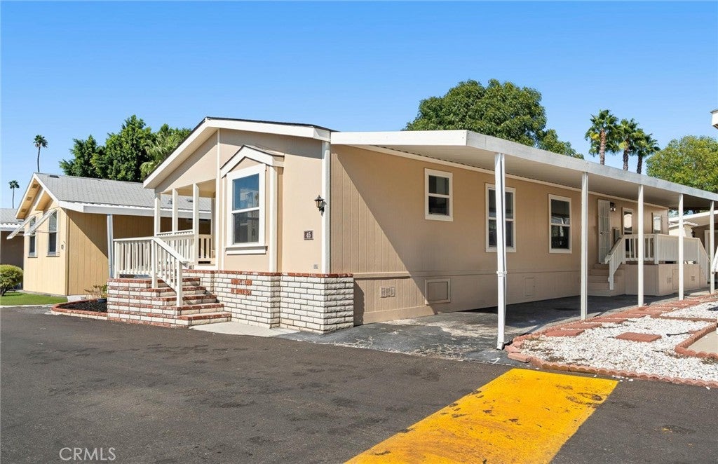 3701 Fillmore St. 45